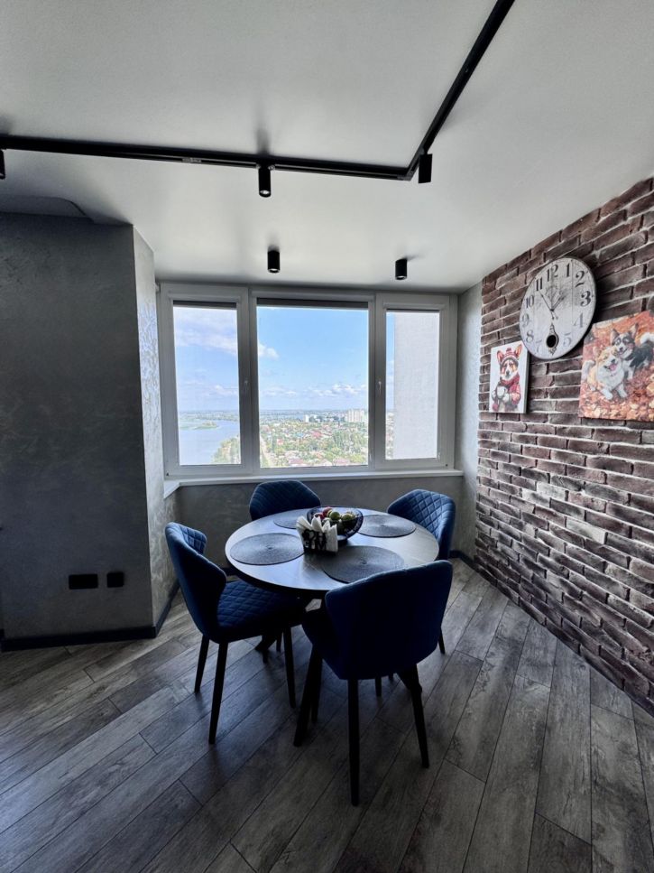 2-комн квартира Пристанская ул., 85