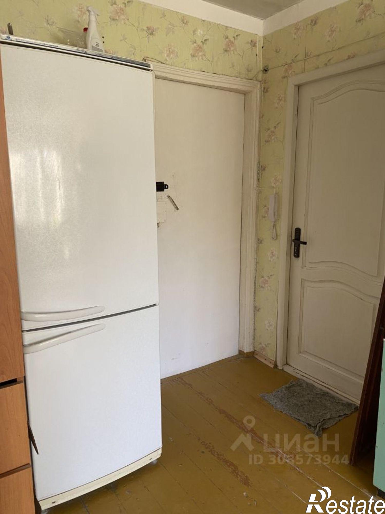 Сдать комнату за 10 000 рублей на Саратов, 5-й Соколовогорский проезд, 7к2