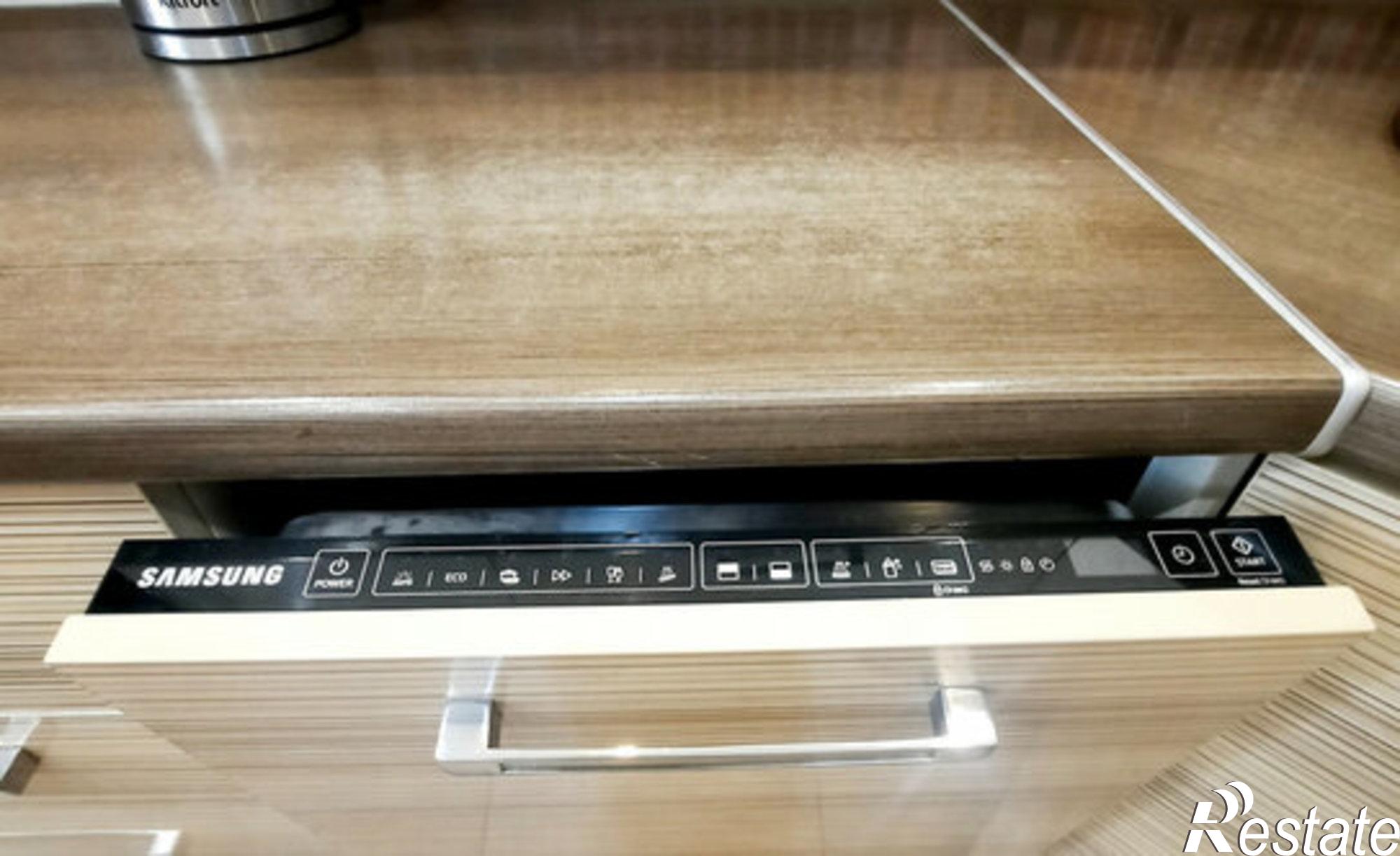 Купить квартиру за 7 950 000 рублей на Саратов, ЖК Царицынский, 2