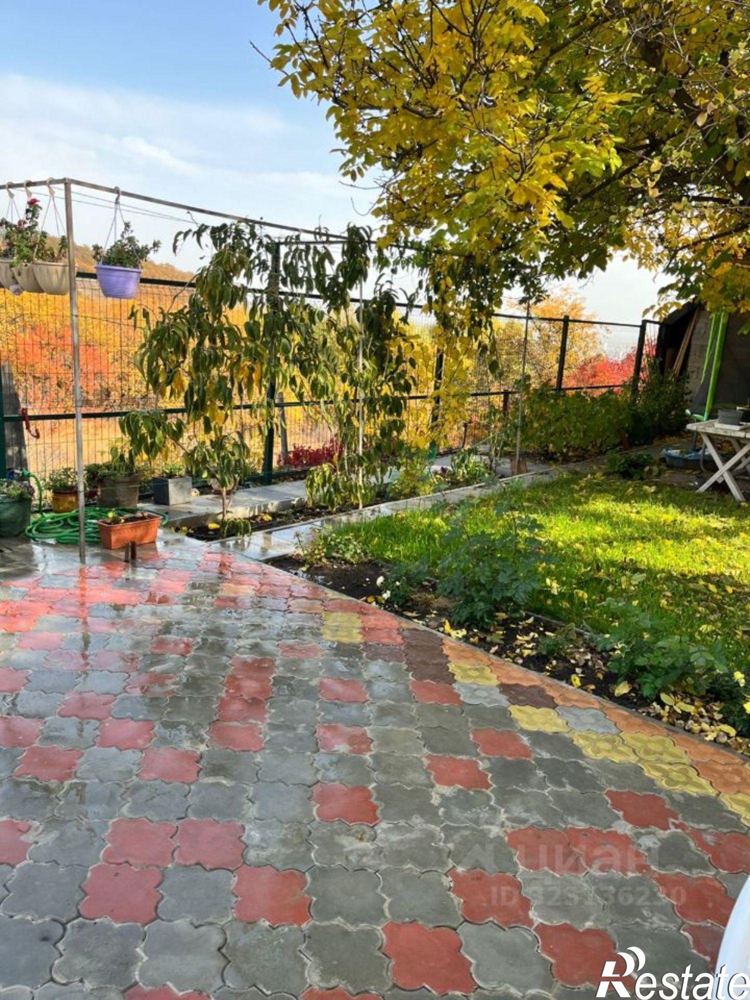 Купить дачу, дом, коттедж за 3 800 000 рублей на Саратов, СНТ Родничок-71