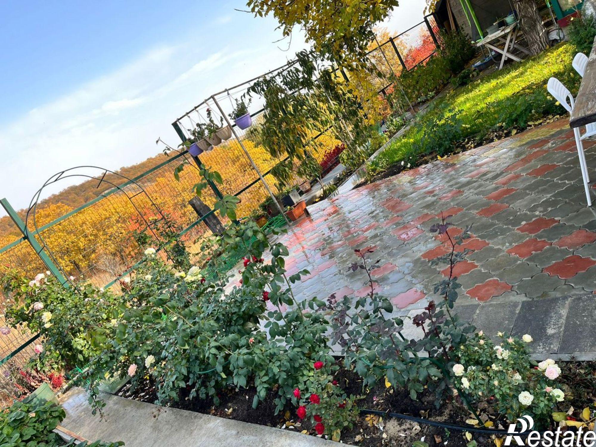 Купить дачу, дом, коттедж за 3 800 000 рублей на Саратов, СНТ Родничок-71