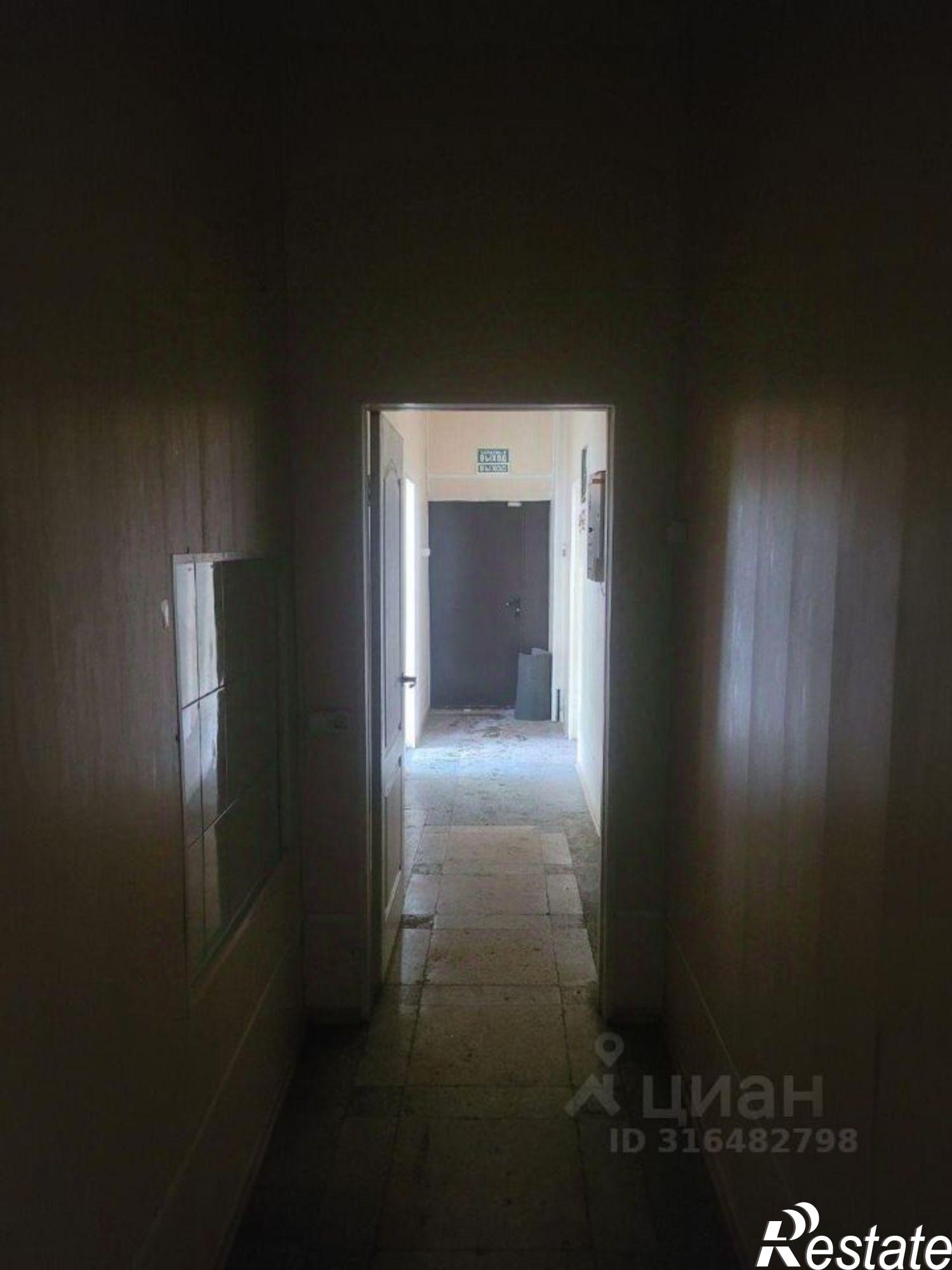 Сдать торговое помещение за 35 003 рублей на ул Космонавтов, 1