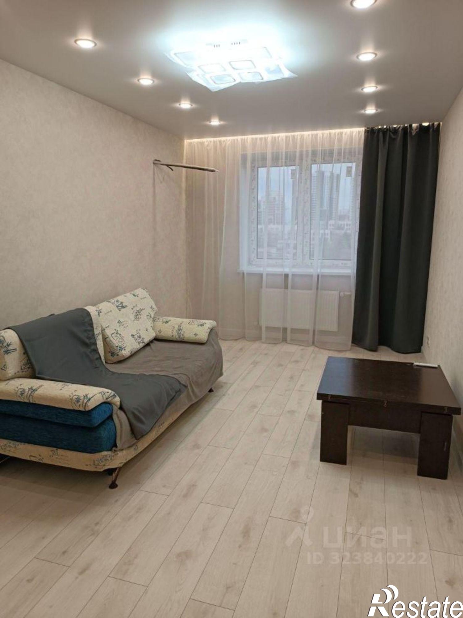 Сдать квартиру за 24 200 рублей на Энгельс, улица Колотилова, 100