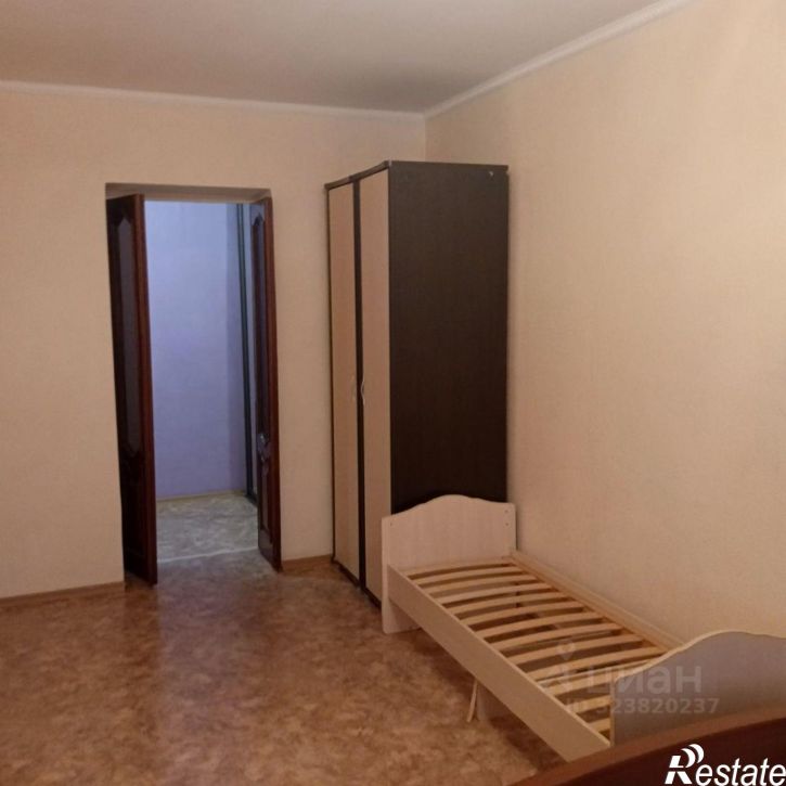 2-комн квартира улица Волоха, 5,  д. 5