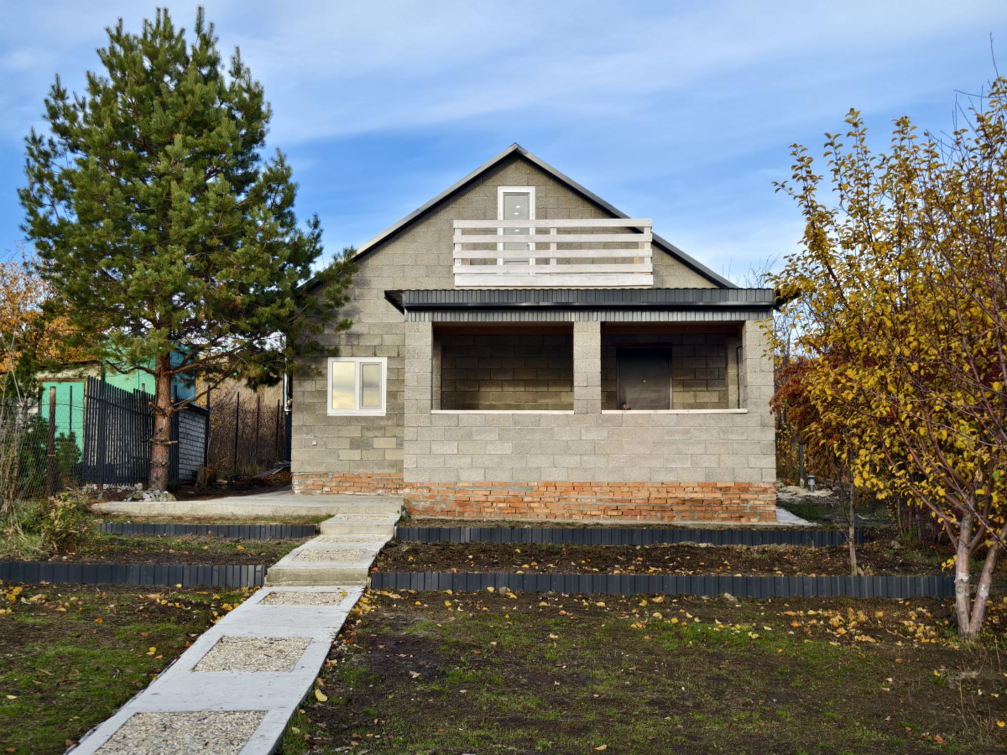 Купить дачу, дом, коттедж за 5 900 000 рублей на деревня Трещиха