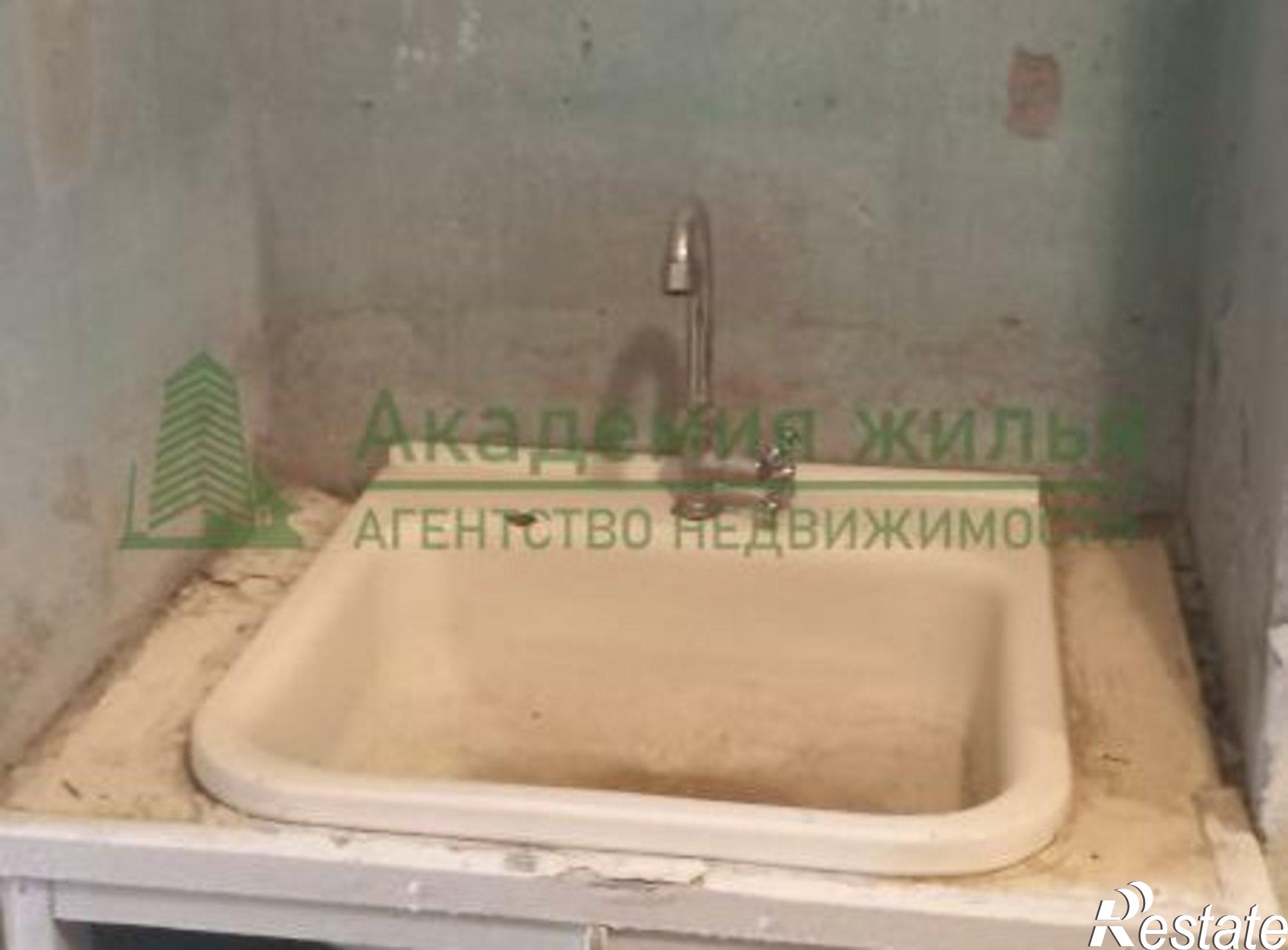 Купить квартиру за 960 000 рублей на улица Космонавтов, 12