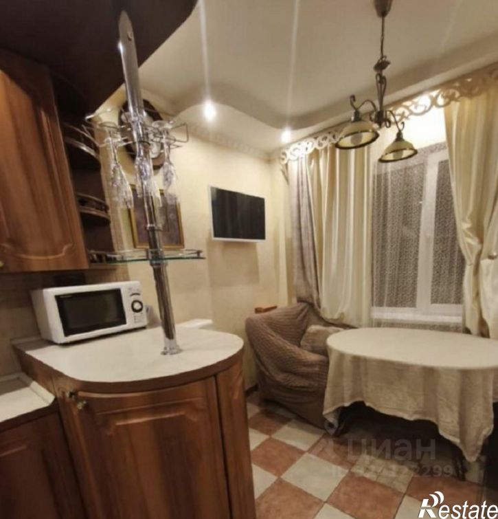 2-комн квартира улица Кондакова, 48Б,  д. 48Б