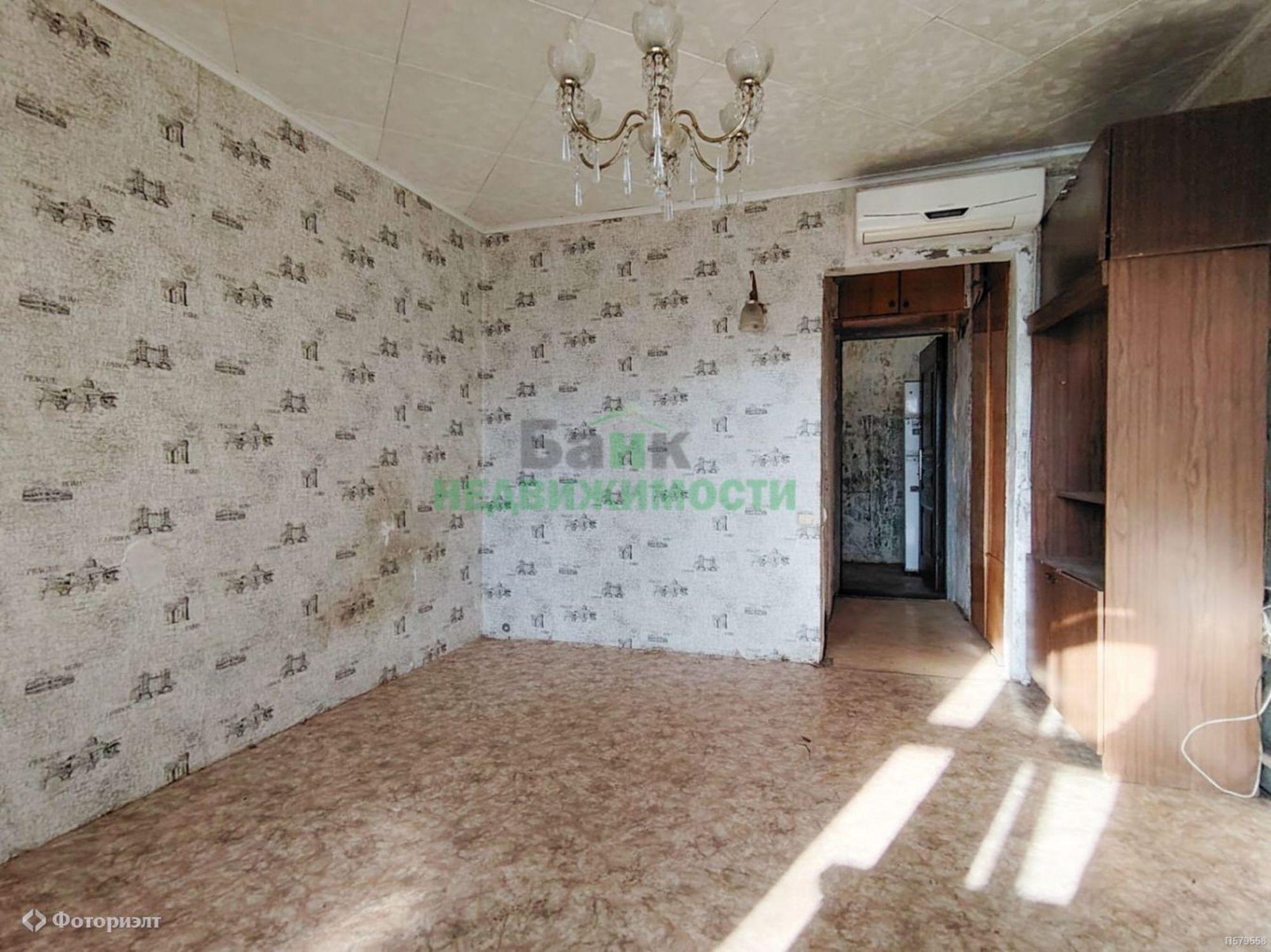 Купить квартиру за 900 000 рублей на Набережная 50 лет ВЛКСМ ул, 24