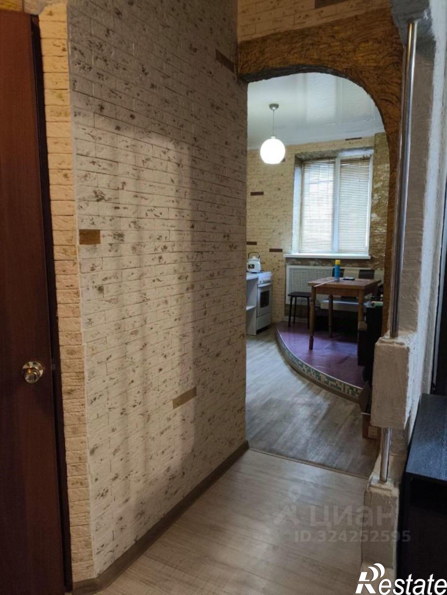 Сдать квартиру за 18 000 рублей на Саратов, улица имени А.В. Плякина, 1