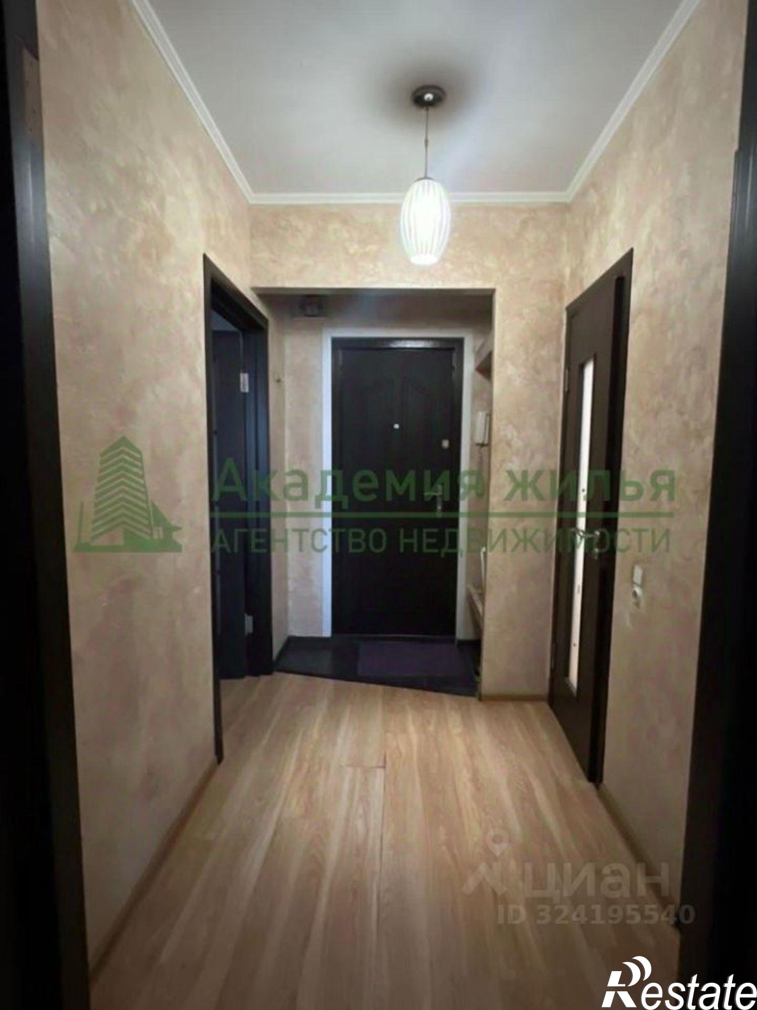 Сдать квартиру за 20 000 рублей на Саратов, улица им Батавина П.Ф.