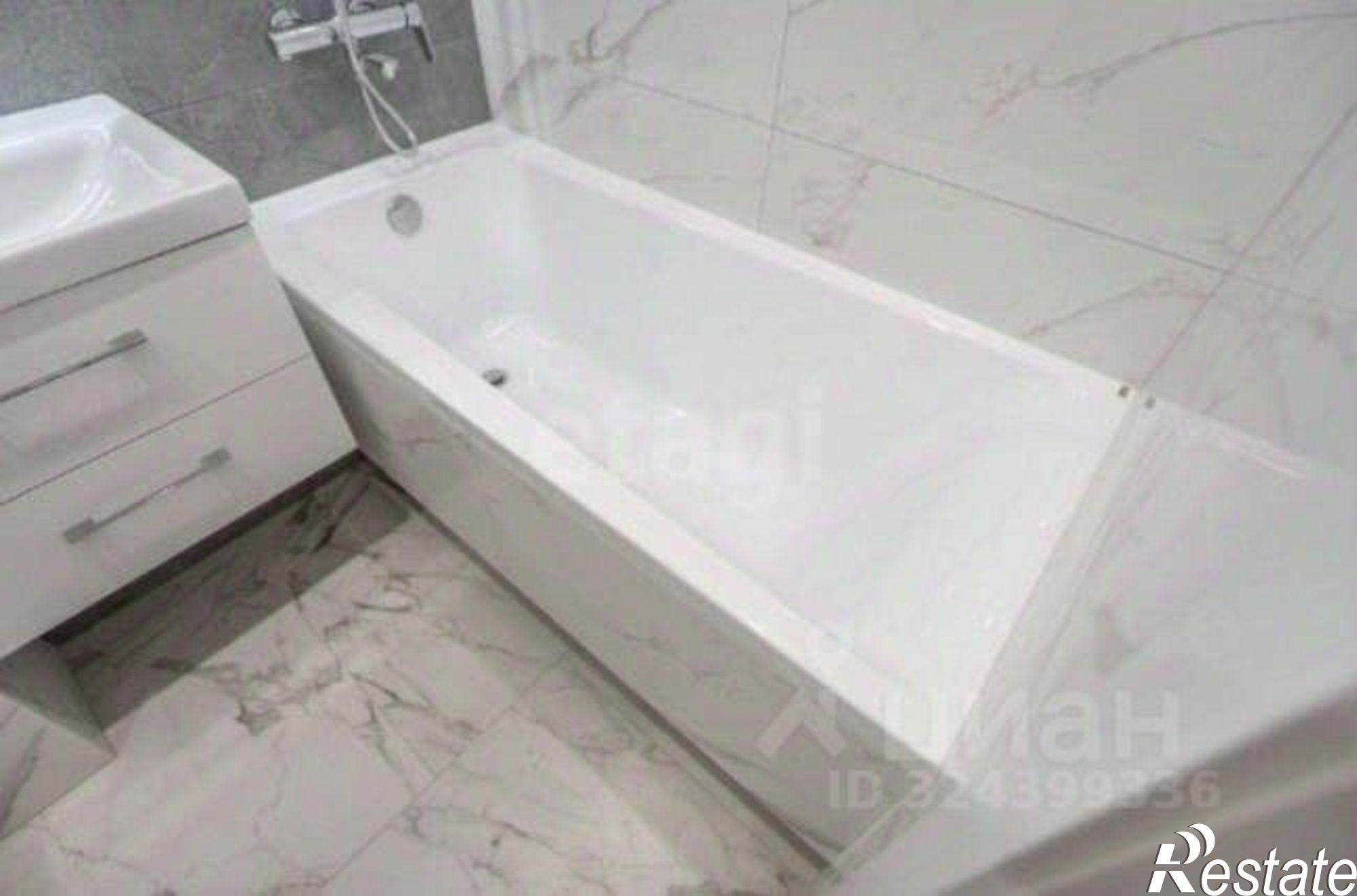 Купить квартиру за 4 441 000 рублей на Новобазарная улица, 1