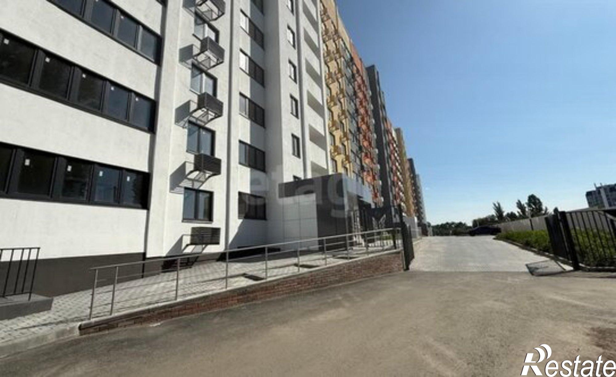 Купить квартиру за 4 441 000 рублей на ул Новобазарная, 1