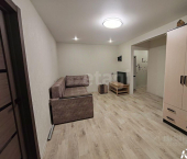 2-комн, 44кв м, этаж 3/5 улица Азина, 37А