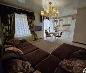 3-комн, 90кв м, этаж 8/9 Саратов, улица имени Е.И. Пугачёва, 81/85