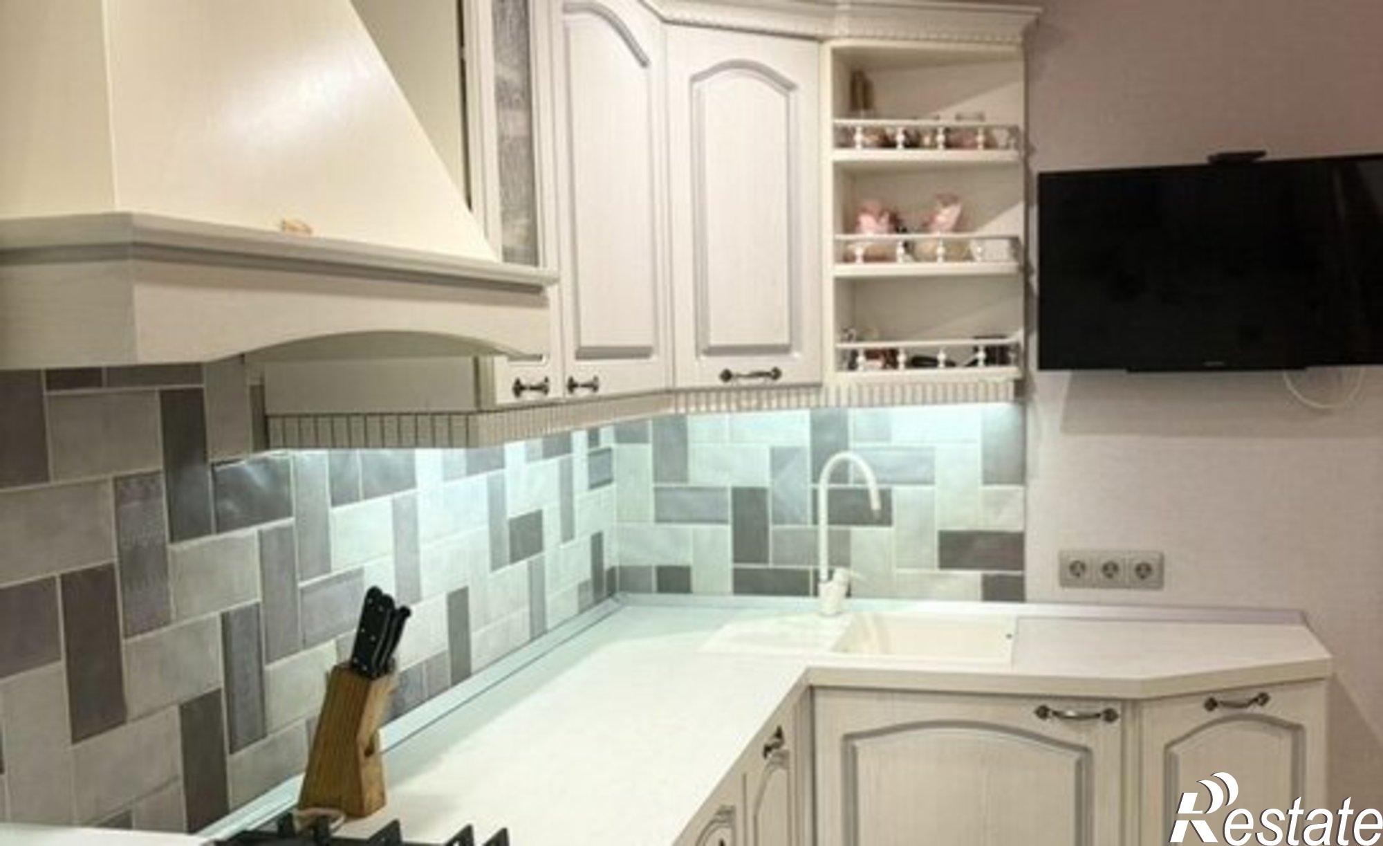 Купить квартиру за 6 700 000 рублей на Харьковская улица, 10