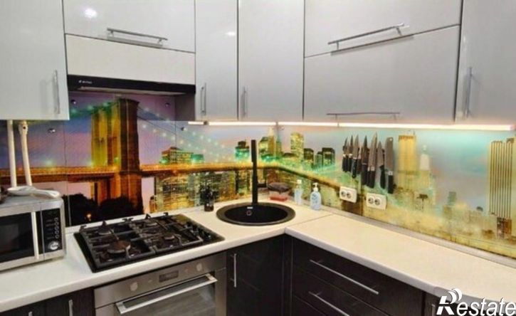 3-комн квартира Камышинская улица, 15А,  д. 15А