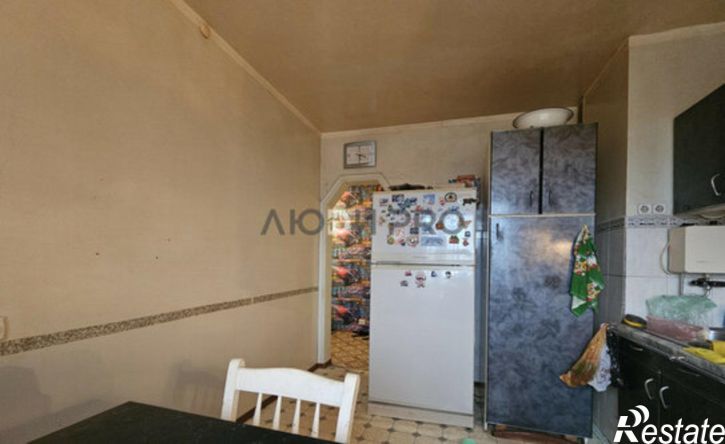 3-комн квартира ул Братьев Захаровых, 10,  д. 10