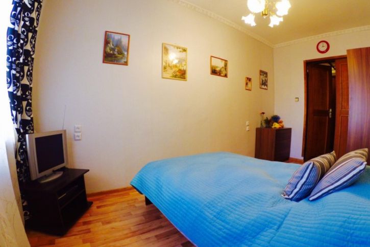 2-комн квартира Калинина, 54