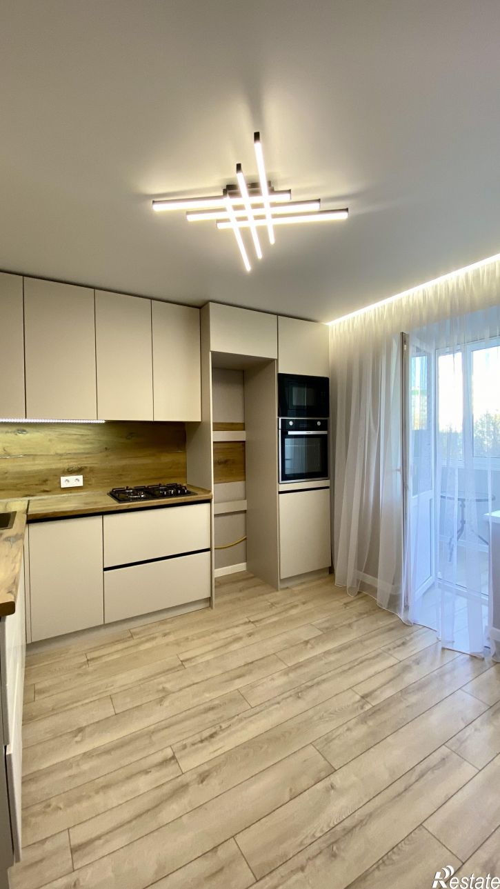 1-комн квартира Пионерская , 80