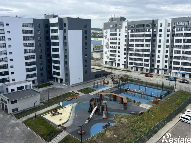 2-комн квартира Саратов, улица имени Евгения Долгина, 4