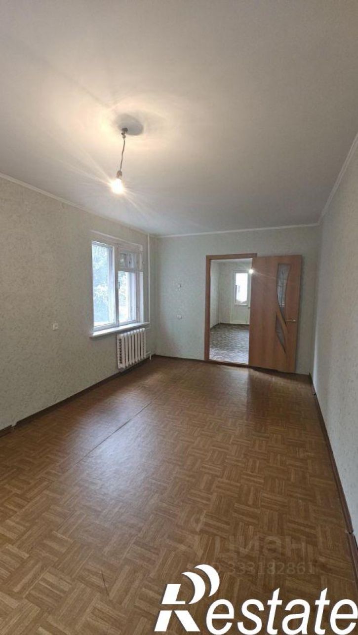 4-комн квартира улица Тельмана, 10,  д. 10