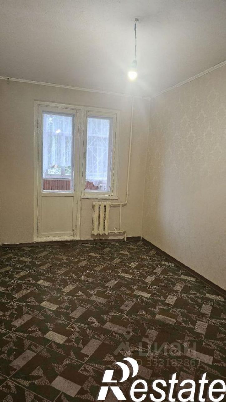 4-комн квартира улица Тельмана, 10,  д. 10