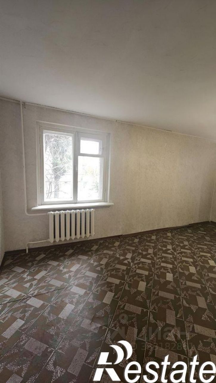 4-комн квартира улица Тельмана, 10,  д. 10