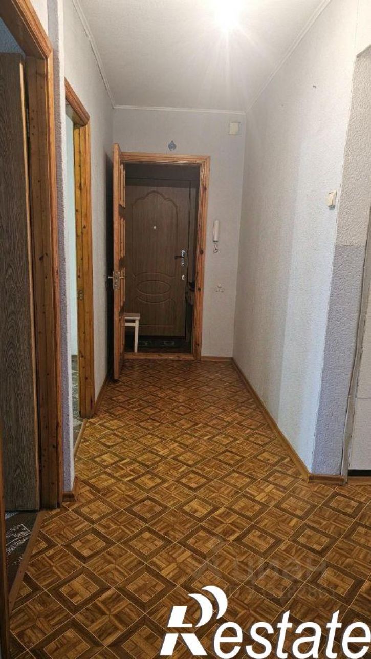 4-комн квартира улица Тельмана, 10,  д. 10